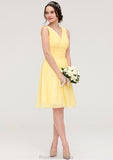 V Neck Sleeveless A-line/Princess Chiffon Knee-Length Bridesmaid Dresses With Pleated Taliyah STKP0025414