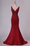 2024 Mermaid V Neck Satin Prom Dresses With Beading Sweep PB2DQFKF